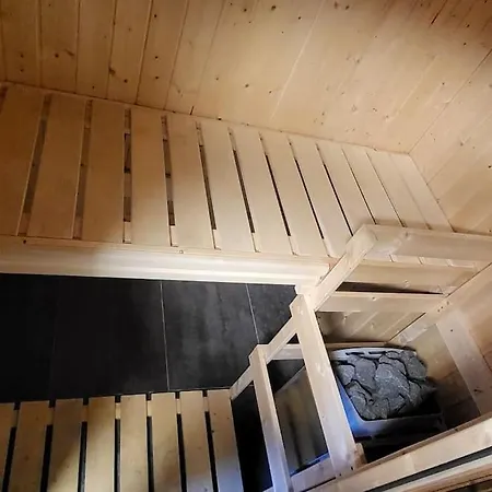 Am Felde Mit Sauna Und Terrasse Вупперталь